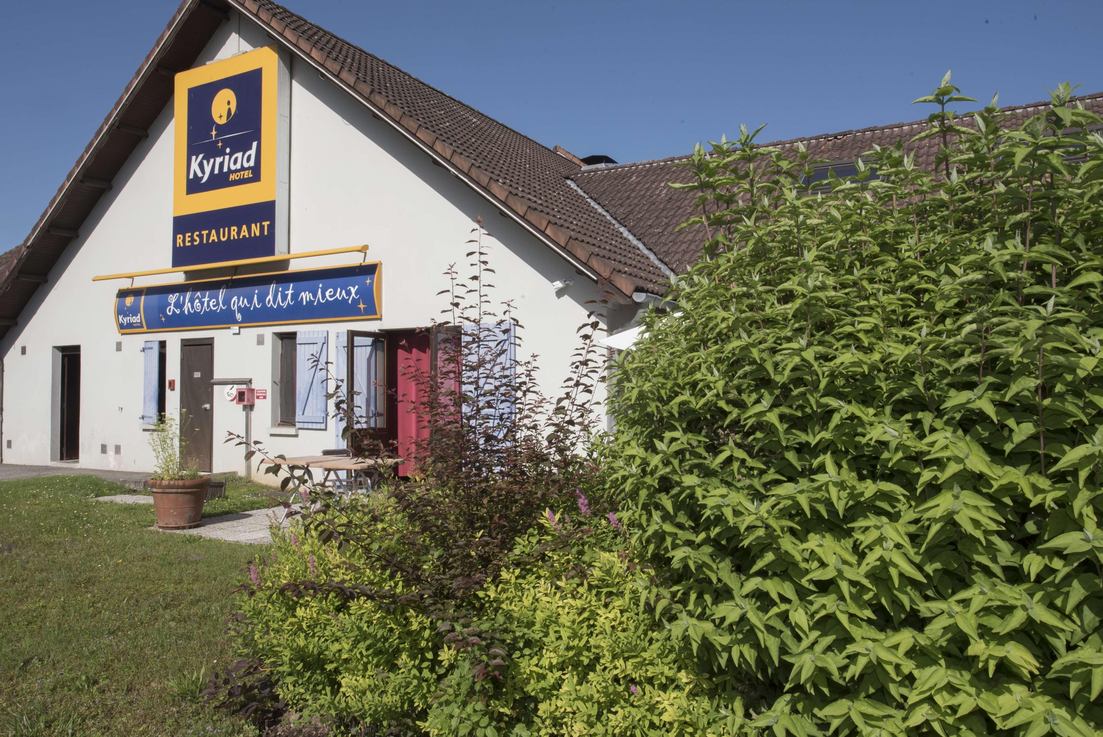 Kyriad Geneve St-Genis-Pouilly แซ็ง-เฌอนี-ปุยยี ภายนอก รูปภาพ